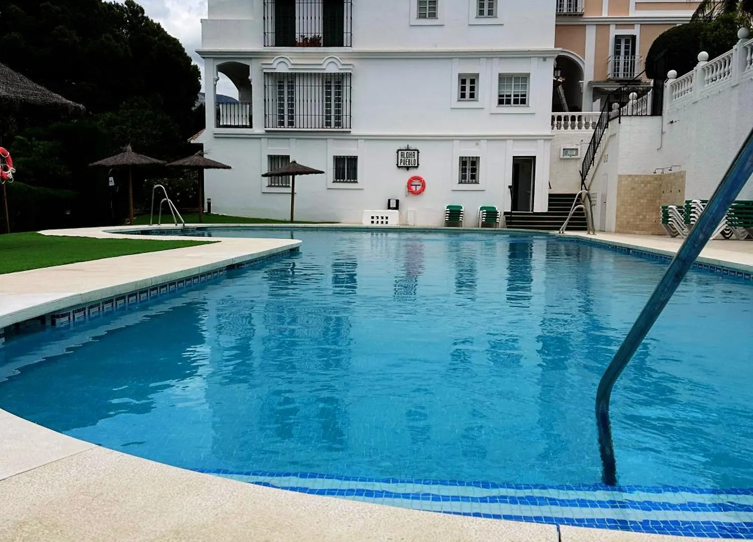 Aloha Pueblo, Garden , Rooftop View Marbella 3-Storey Townhouse