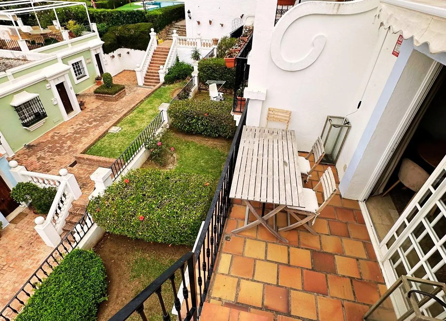 Aloha Pueblo, Garden , Rooftop View Marbella 3-Storey Townhouse 0*,  Espanha